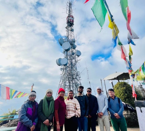 481205576_1299870385266540_4219567406514348605_n